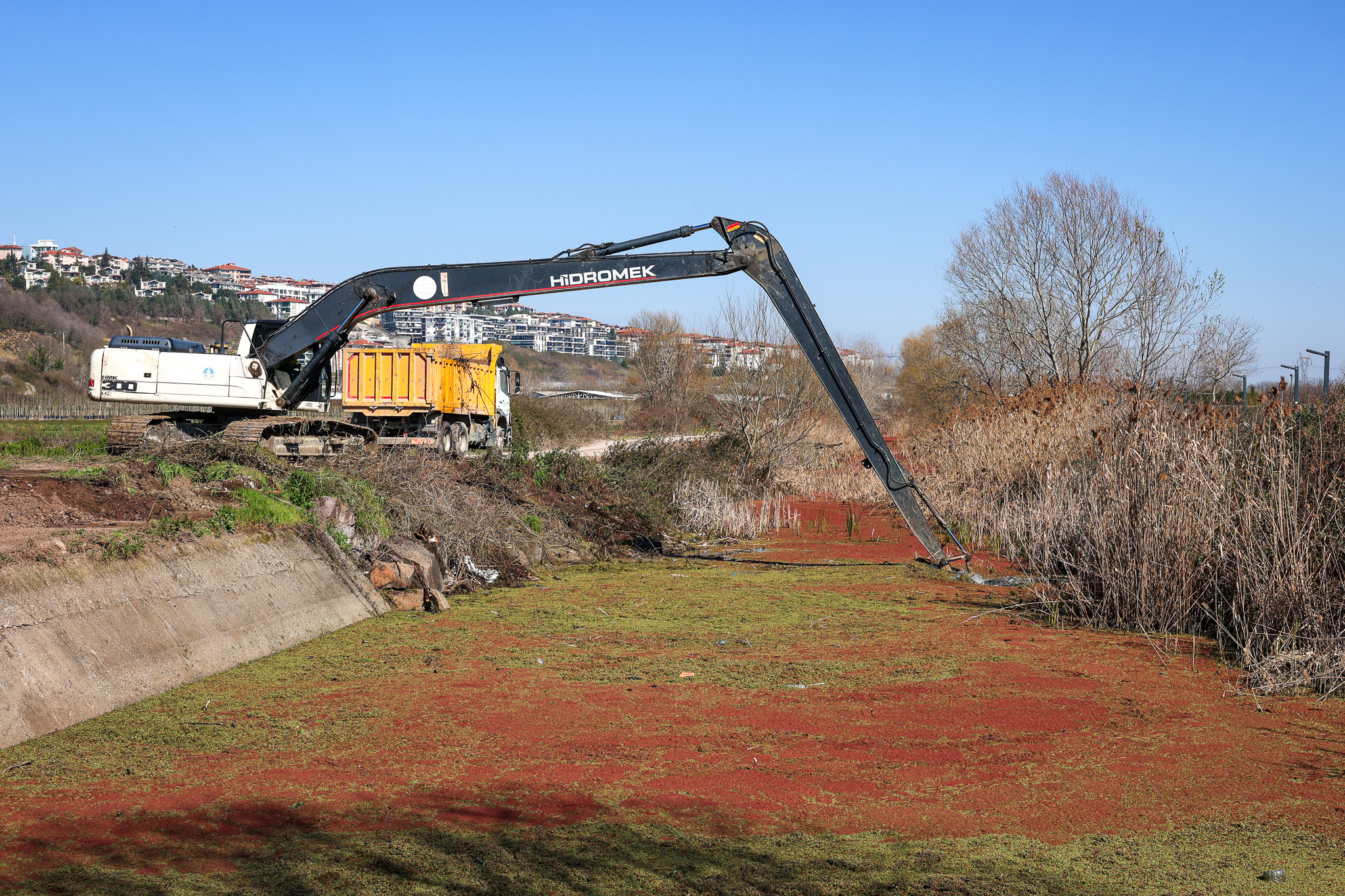 Çark Deresi’nin 5 kilometrelik güzergâhı titizlikle temizleniyor