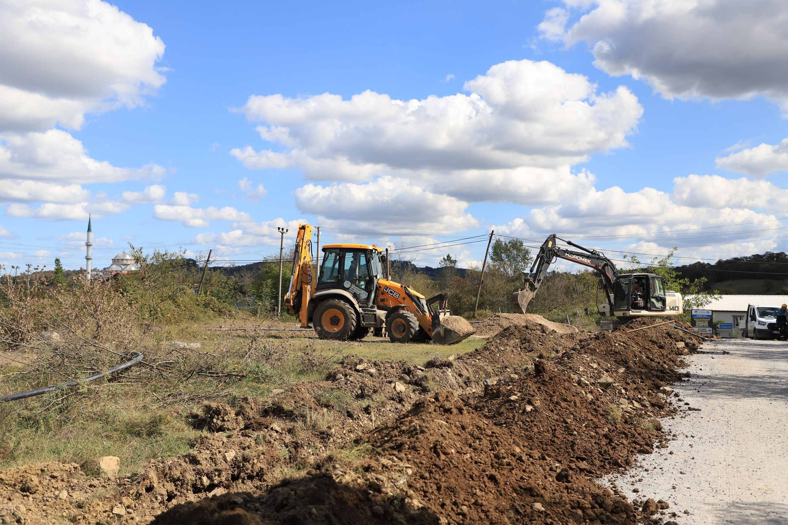 Kaynarca Uzunalan’a Büyükşehir Belediyesi’nden yeni içme suyu hattı