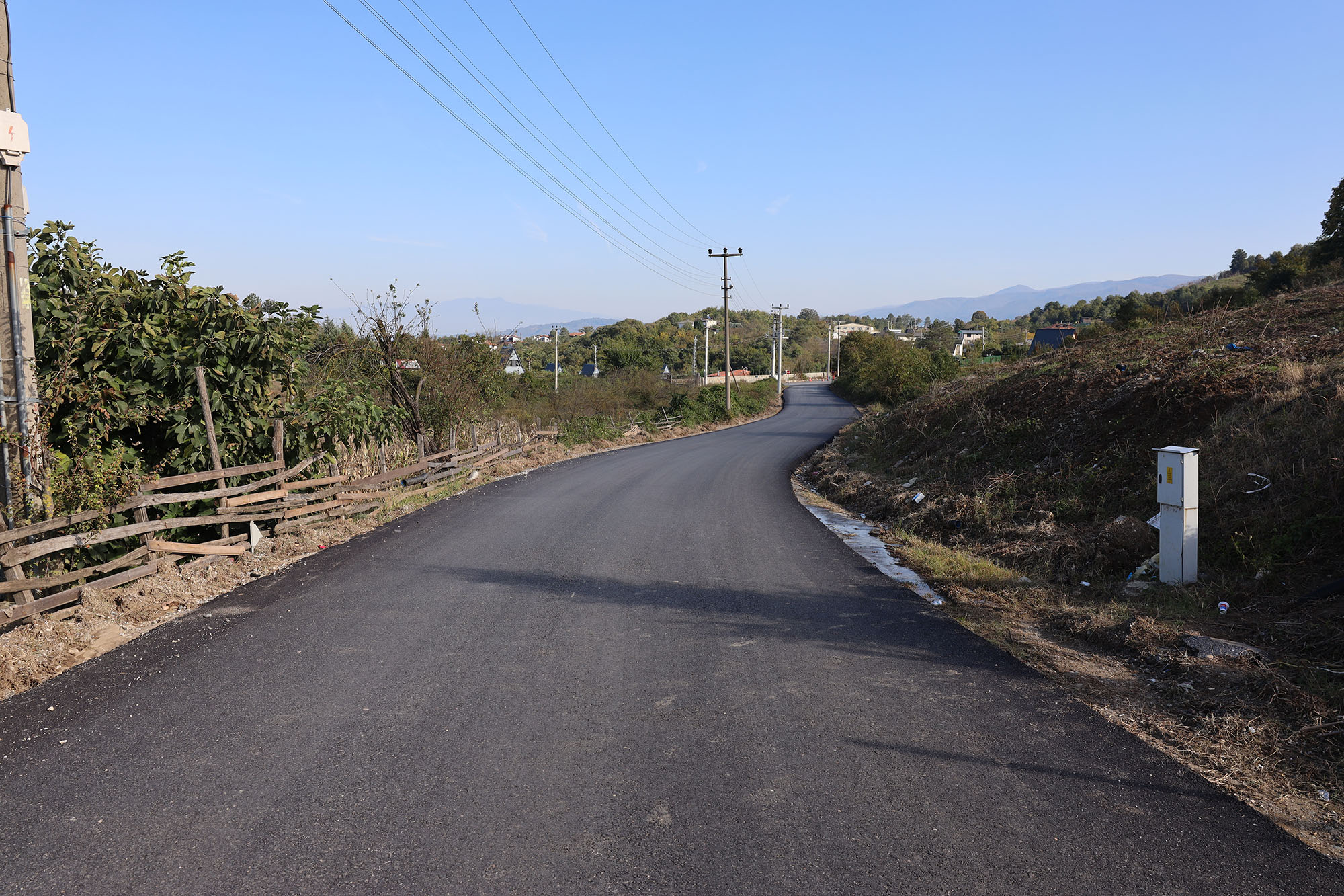Sapanca Hacımercan’da yollar sıcak asfaltla buluştu