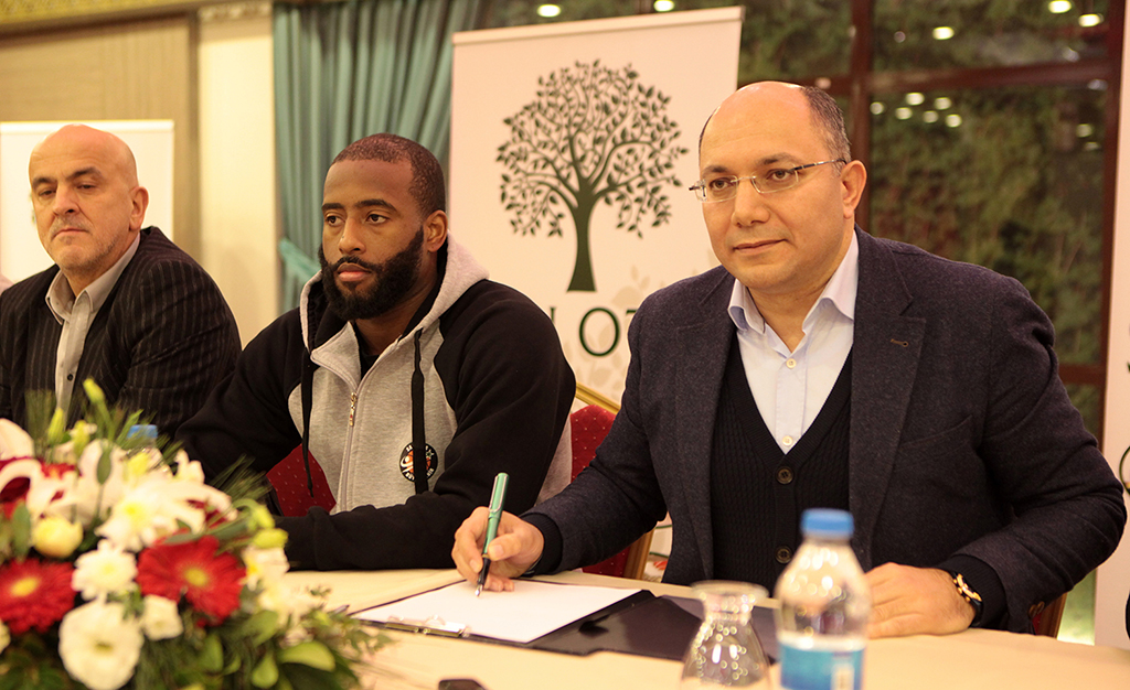 Tecrübeli Amerikalı Büyükşehir Baskette