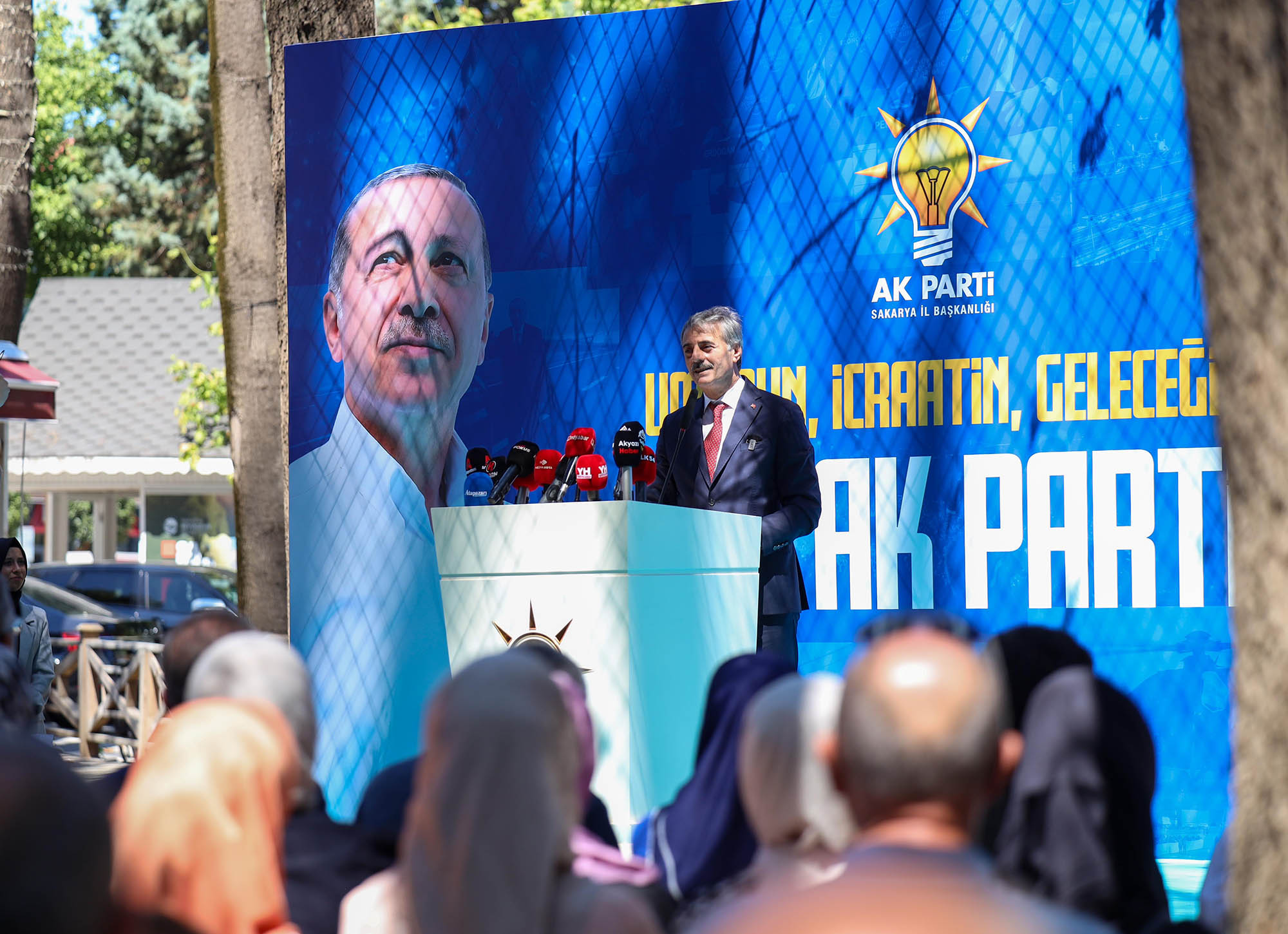 “AK Parti, ülkesi ve milleti için canını hiçe sayanların kurduğu bir partidir”