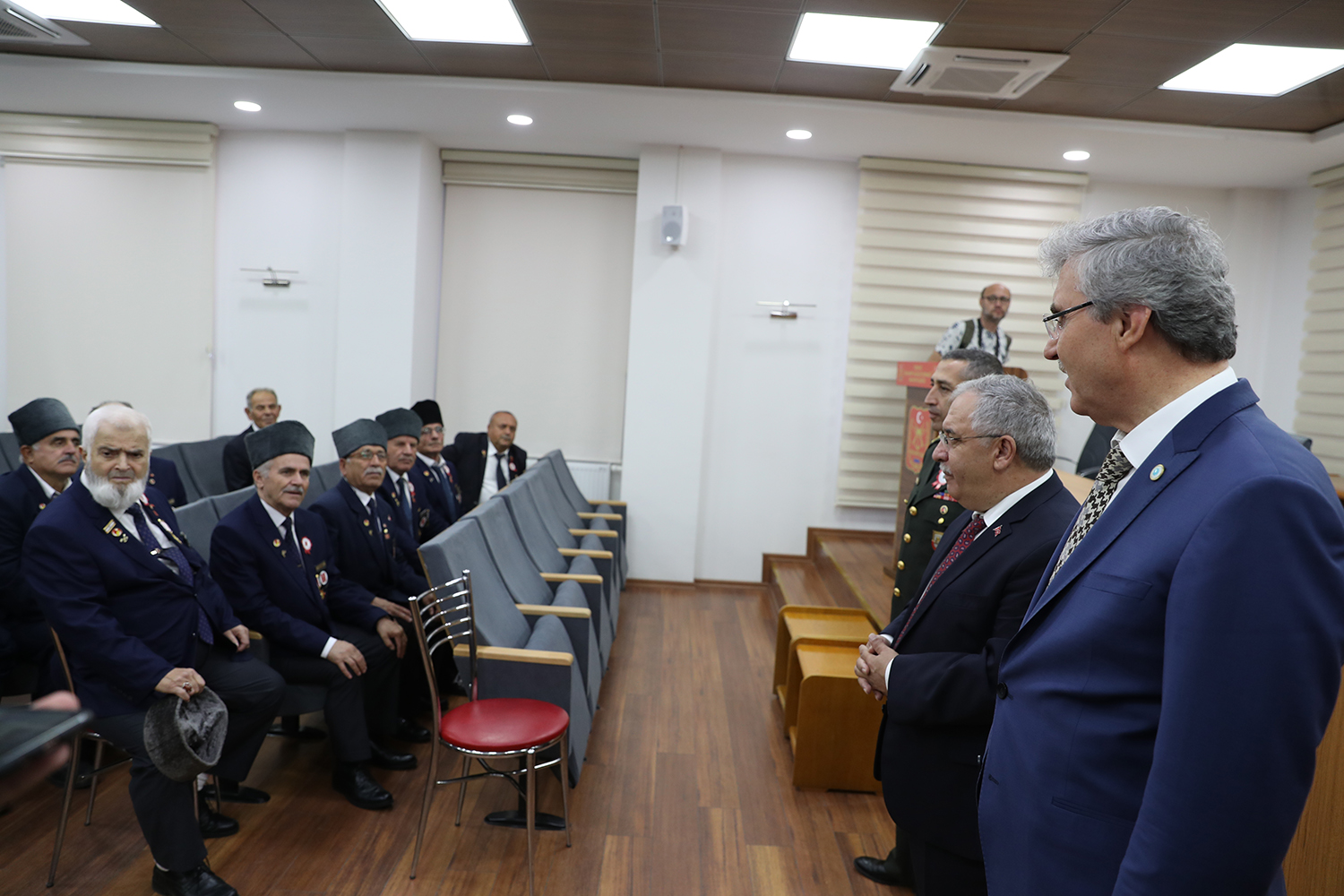 “Şehit yakınları ve gazilerimizin her zaman yanındayız”