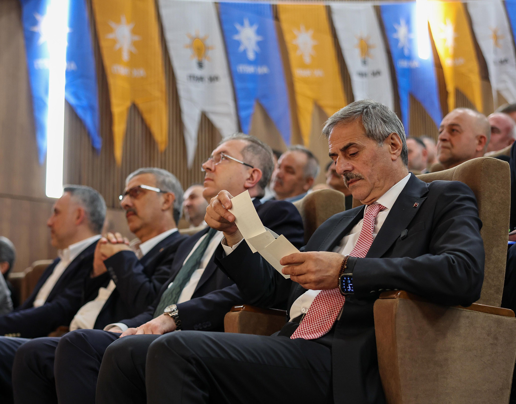 “Yanık’tan başlayacak 6 kilometrelik yaşam alanı için ihaleye çıkıyoruz”