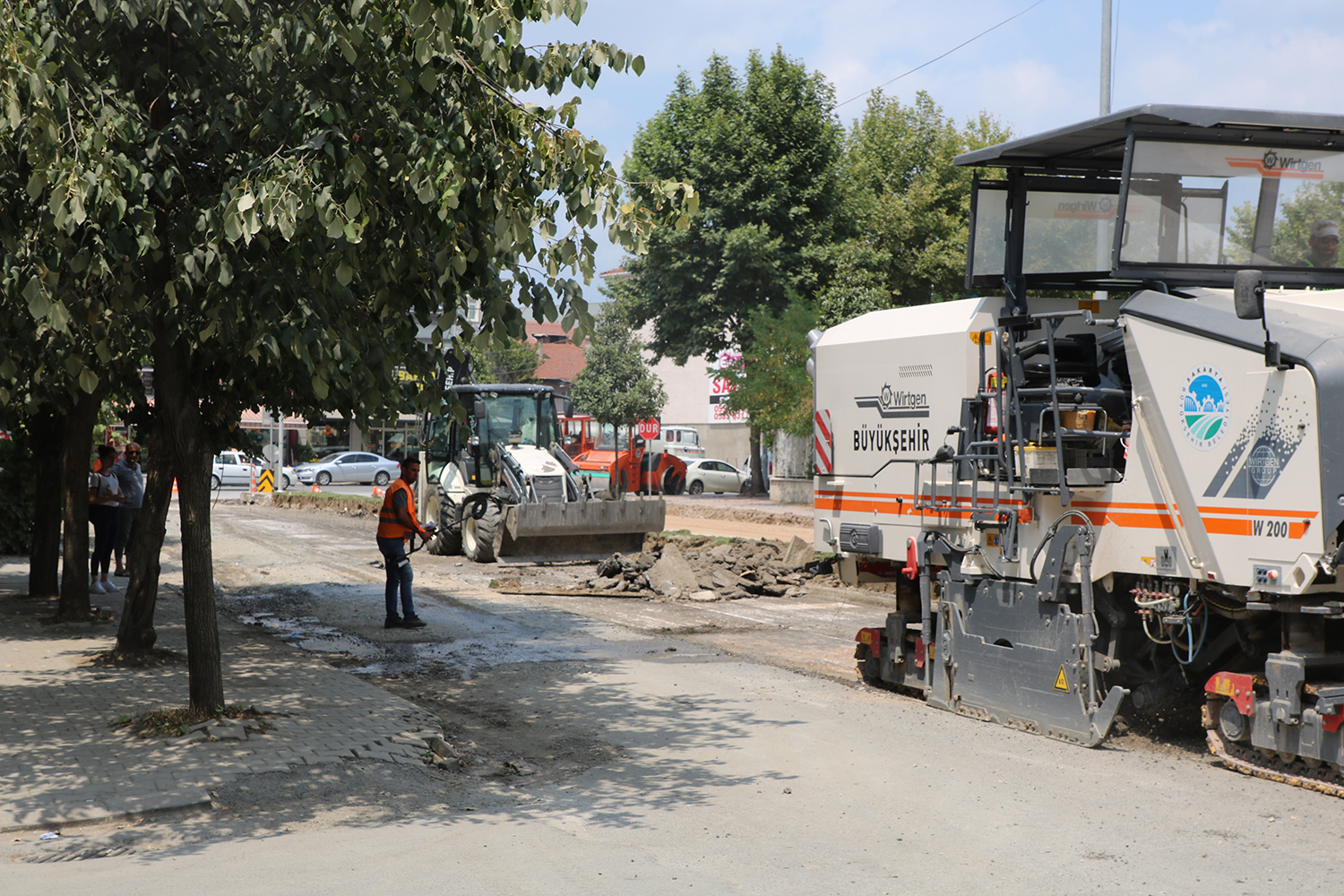 Sanayi Caddesi yeni yüzüne kavuşuyor