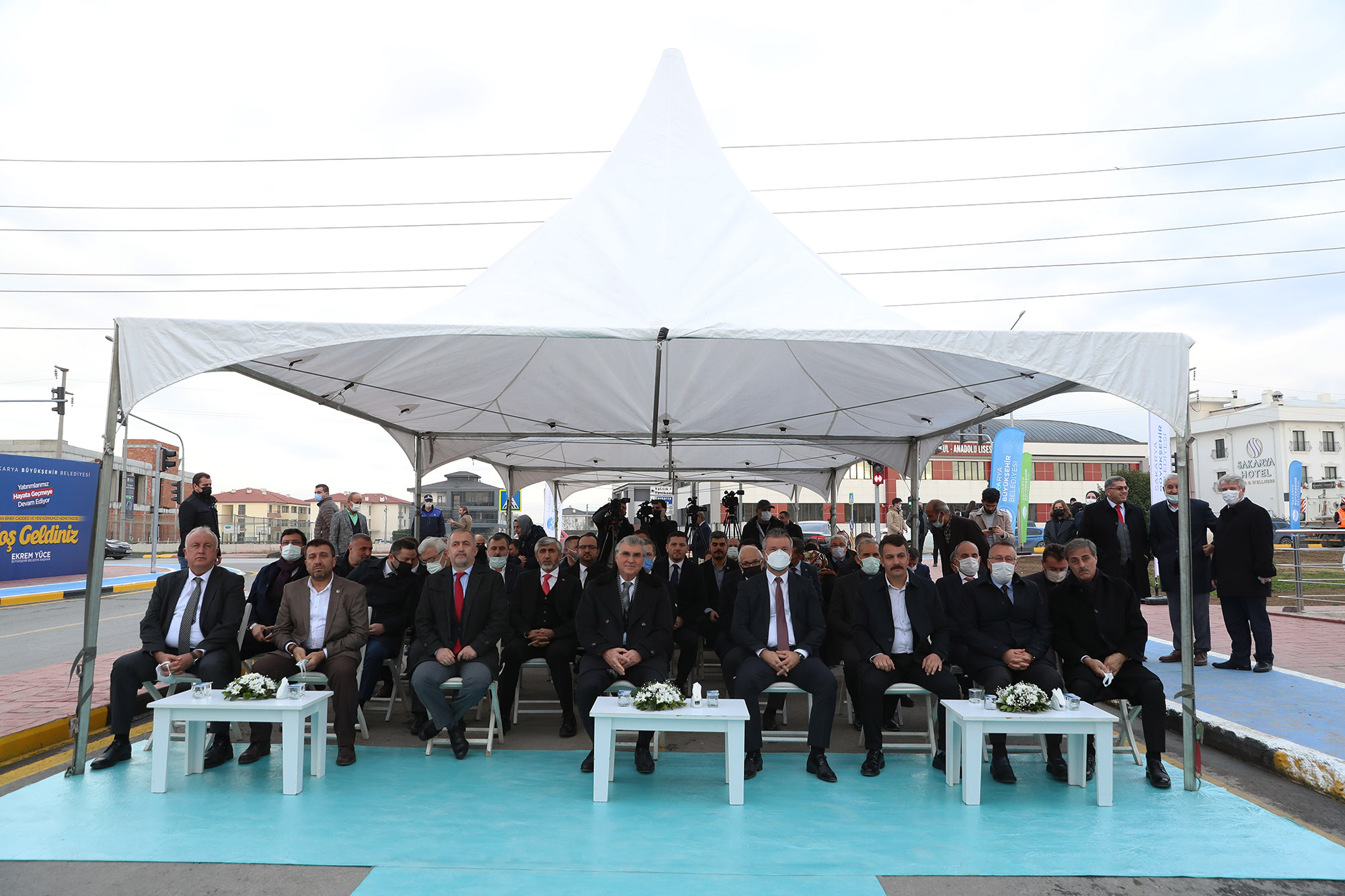 Yazlık’ı rahatlatan cadde ve köprü için görkemli açılış