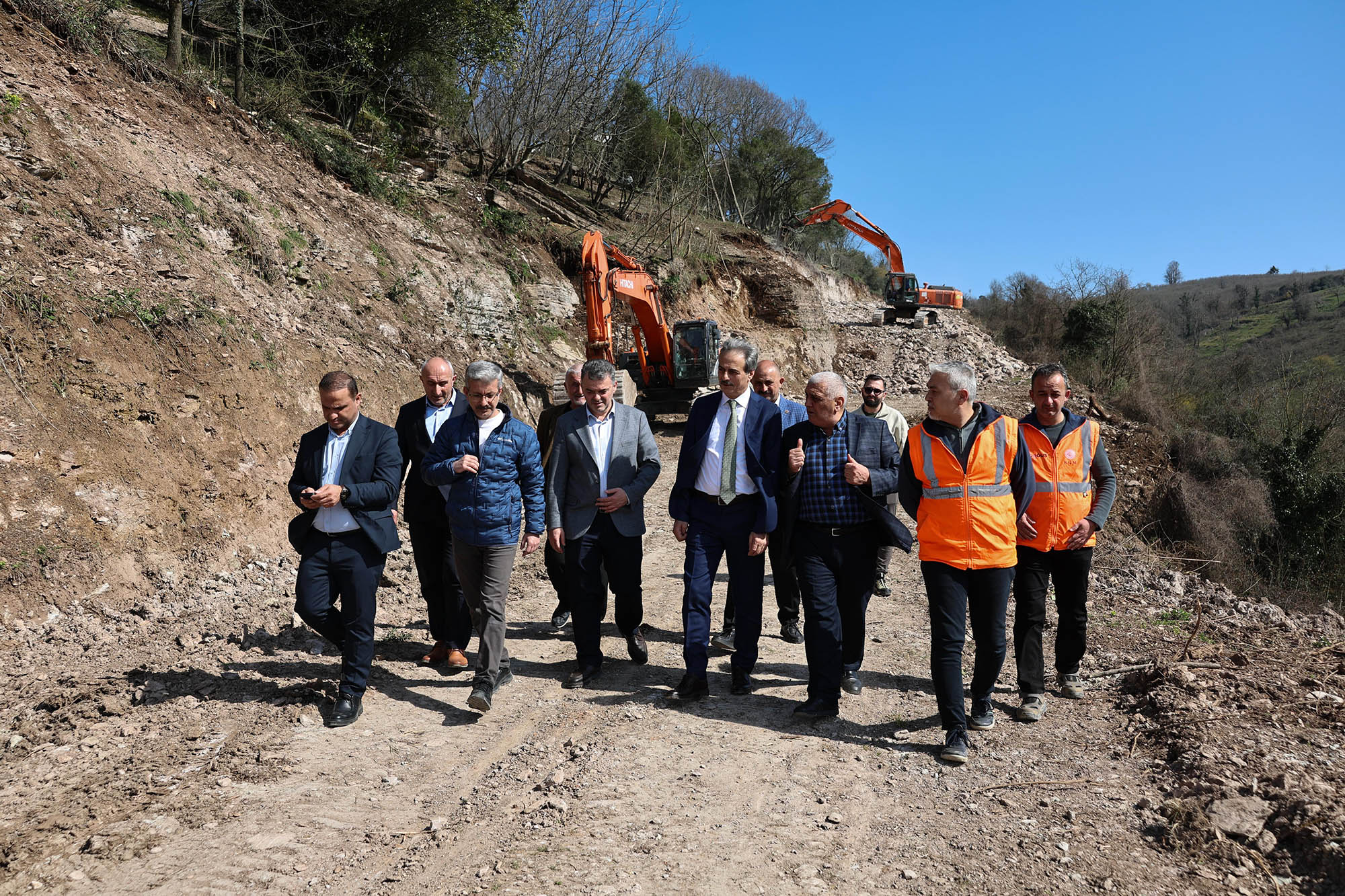Karasu’da yeni ulaşım hamleleri: Alternatif yol, kavşak düzenleme