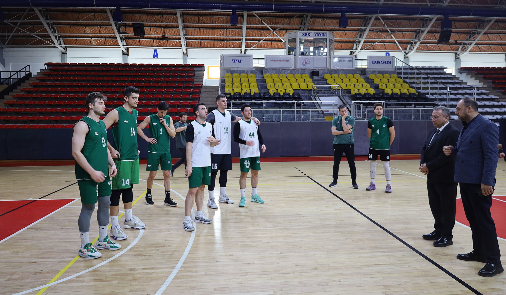 Büyükşehir Basket kritik virajda Akhisar’a gidiyor: “İnanıyoruz ve galibiyet bizim olacak”