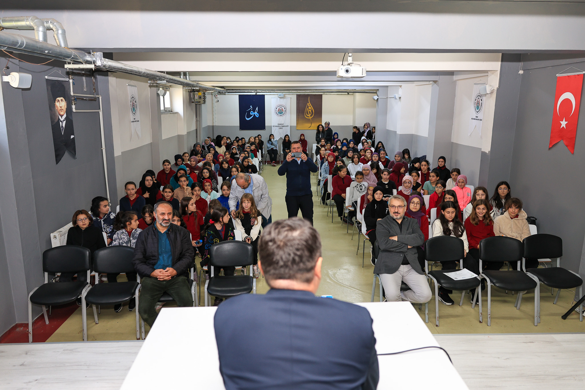 SASKİ Genel Müdürü öğrencilerle buluştu: Tasarrufun önemini anlattı