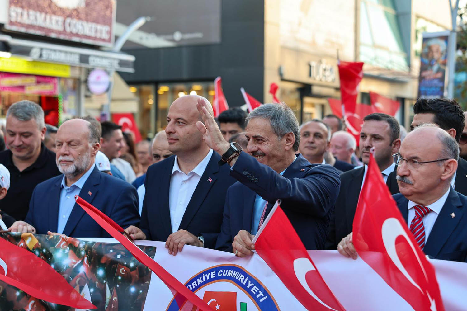 Yusuf Alemdar 15 Temmuz gecesini anlattı: “Hainlerin saçtığı karanlık Sakarya’nın destanıyla aydınlandı”
