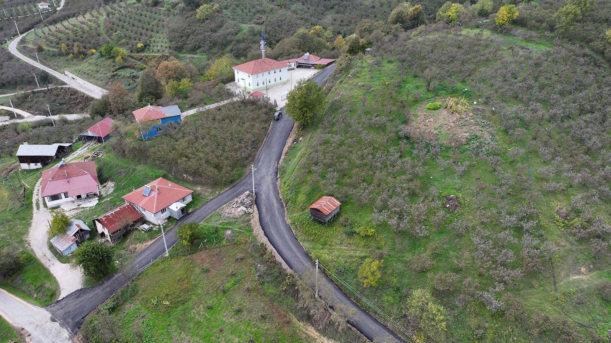 Akyazı’da kırsal ulaşımı için yepyeni bir dönemin kapısı aralandı