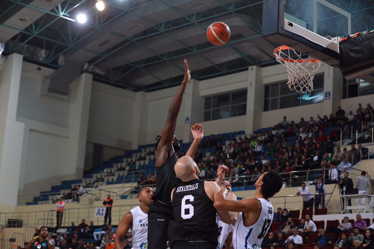 Büyükşehir Europe Cup’a mağlubiyetle başladı