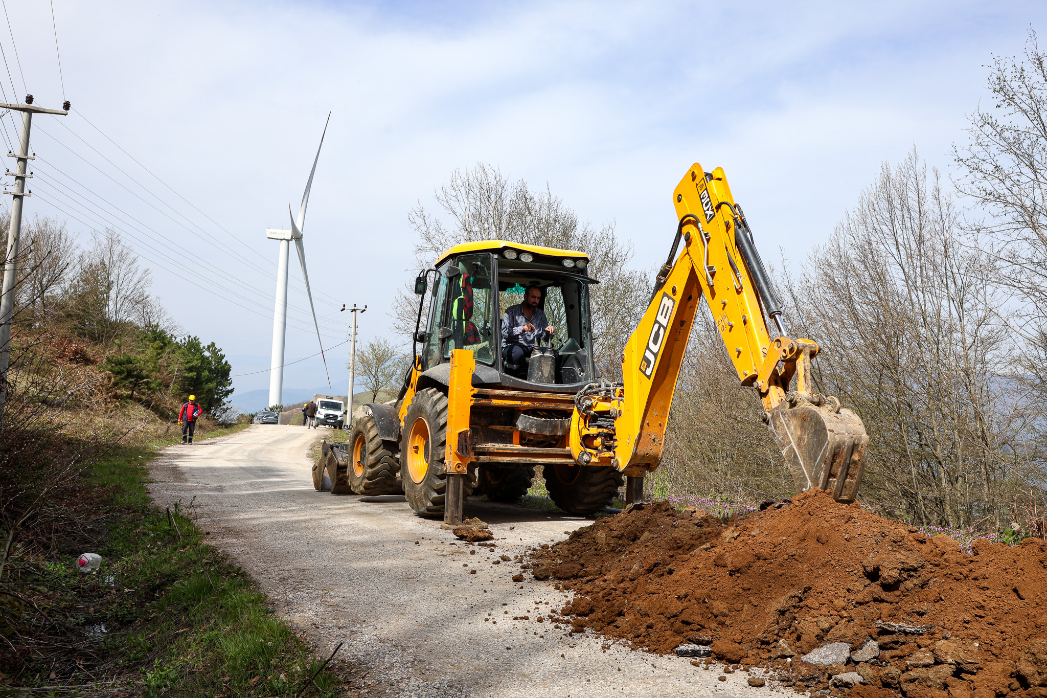 SASKİ, Geyve’de heyelanda zarar gören hattını güçlü bir temelle sil baştan yeniledi