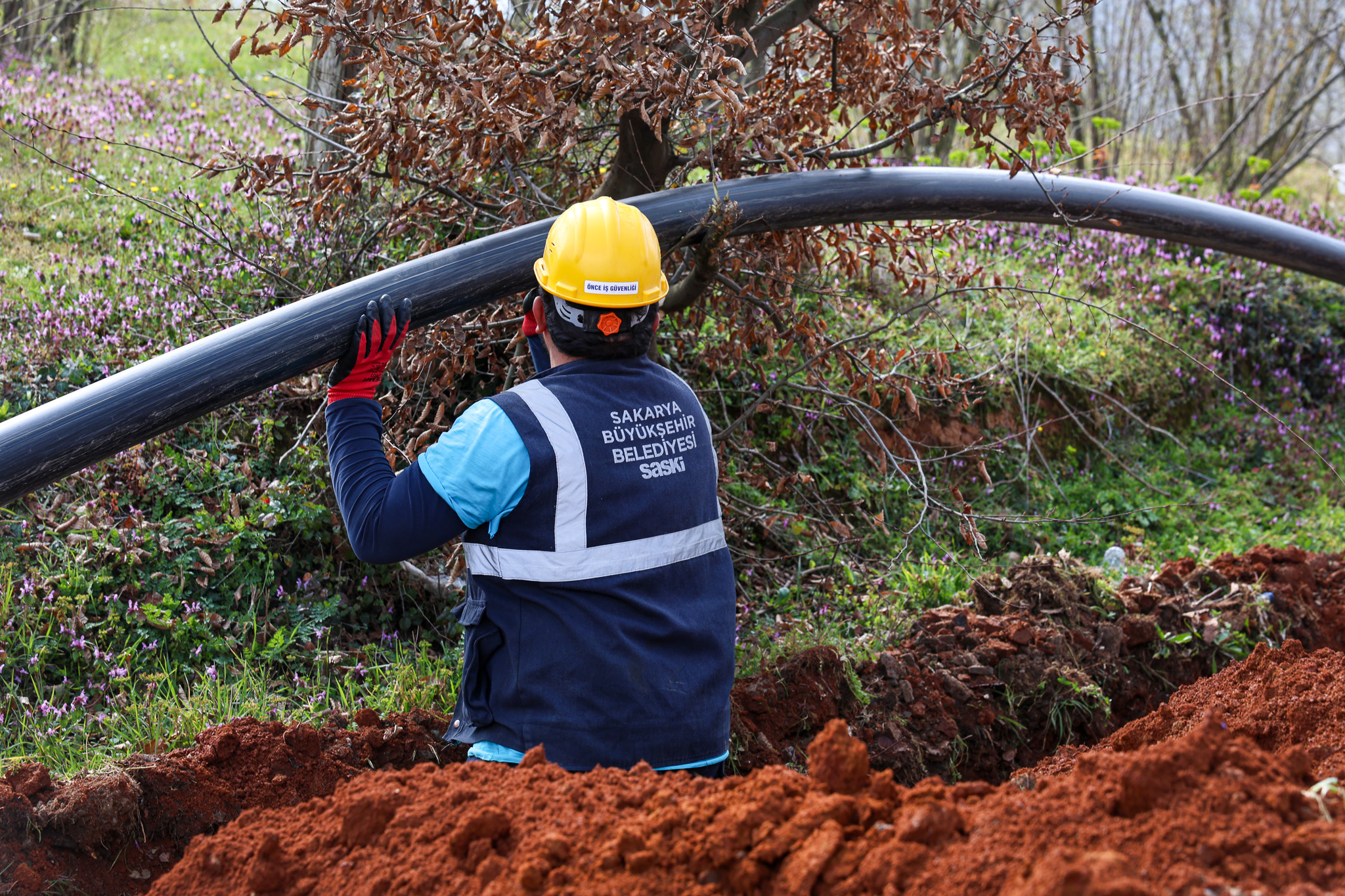 Karasu Kuyumcullu’nun içme suyu geleceği 8 kilometrelik hatla güvence altına alındı