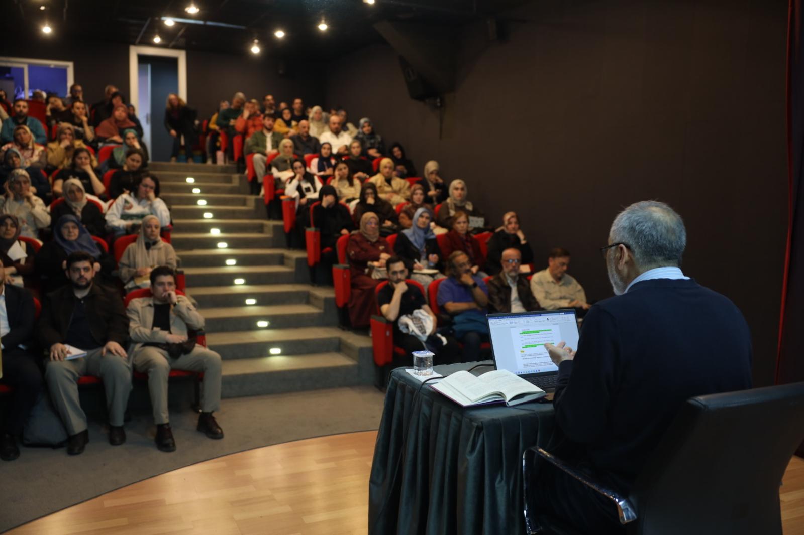Akademi’de ilk ders Mesnevi: “Kendini bilmenin rehberi”