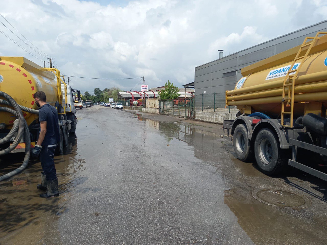 Büyükşehir anında müdahale ile olumsuzlukların önüne geçti