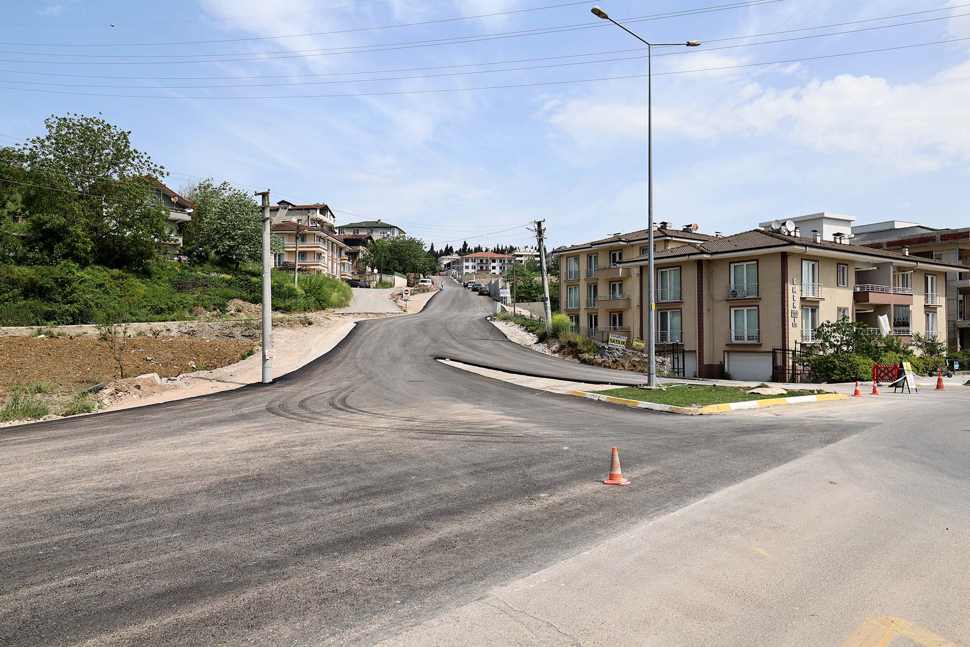Serdivan’da sürücülere nefes aldıracak yeni kaçış güzergahı açılıyor: Asfalt işlemi başladı