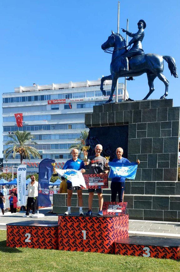 Büyükşehir sporcusu İzmir’den derece ile döndü