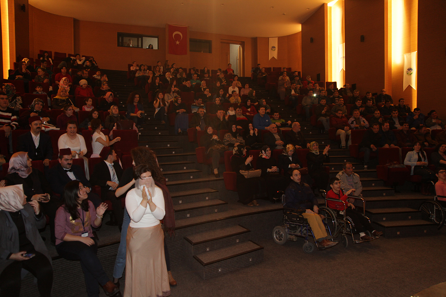 Engel Tanımayan Öğrencilerden Anlamlı Gösteri