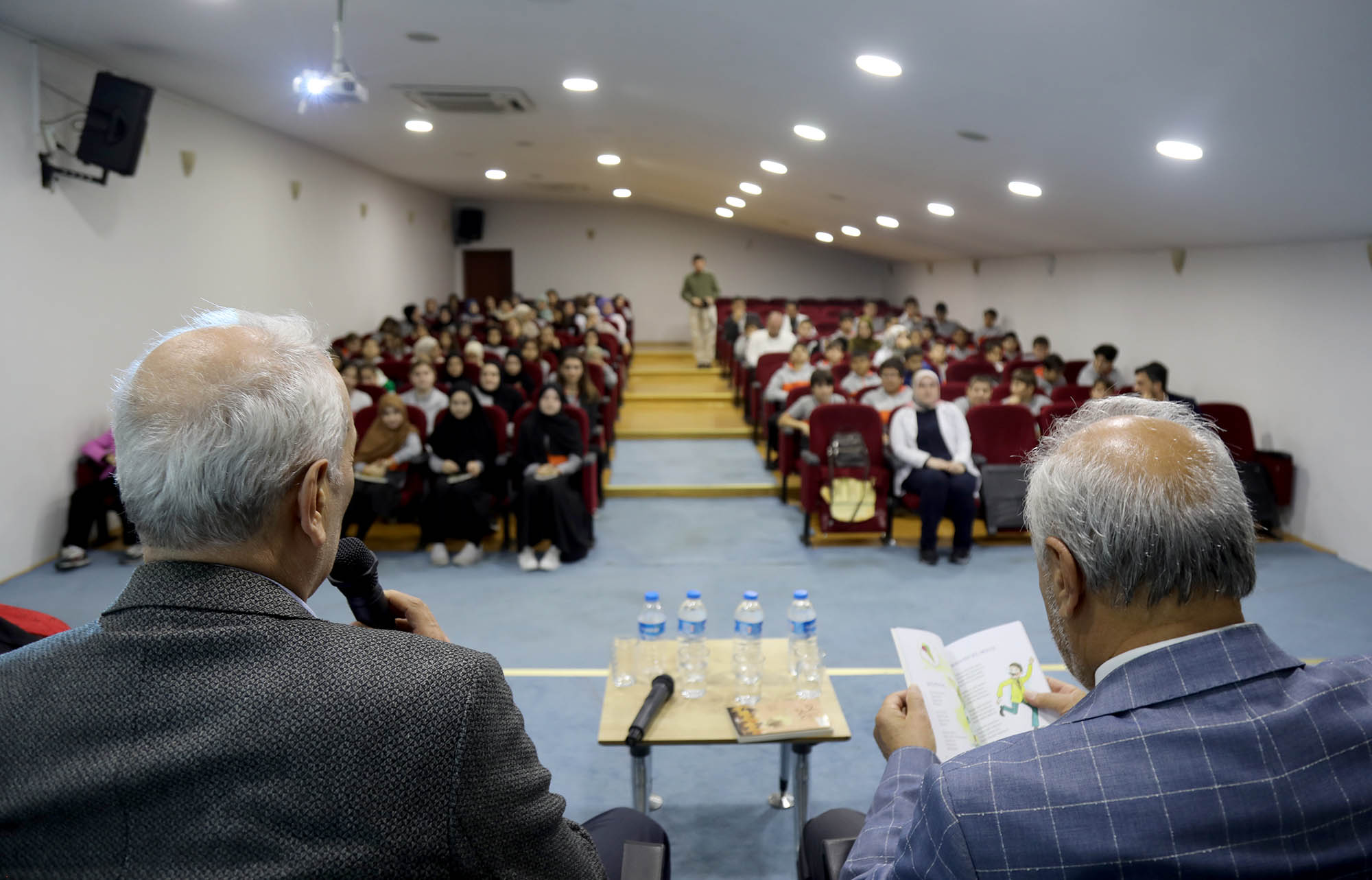 Şiirin canlandığı günler 22’nci kez yeniden başladı: 16 şair Sakarya’da 