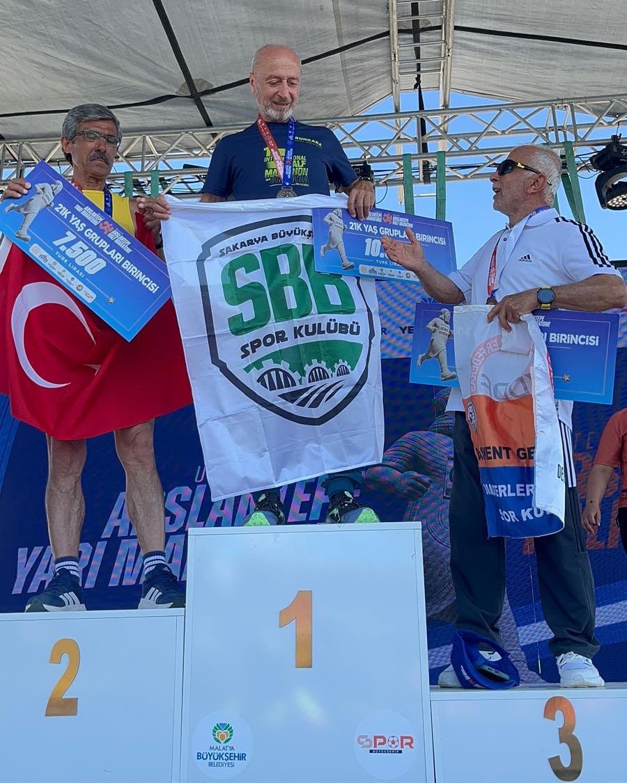 Büyükşehirli sporculardan güreş ve atletizmde önemli başarı