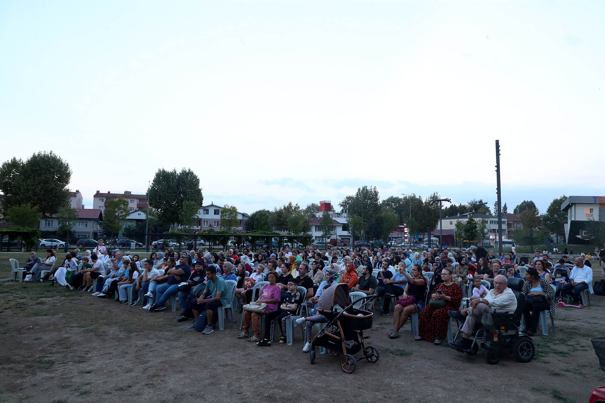 Açık Hava’da konser, sahne oyunu ve filmle unutulmaz cumartesi