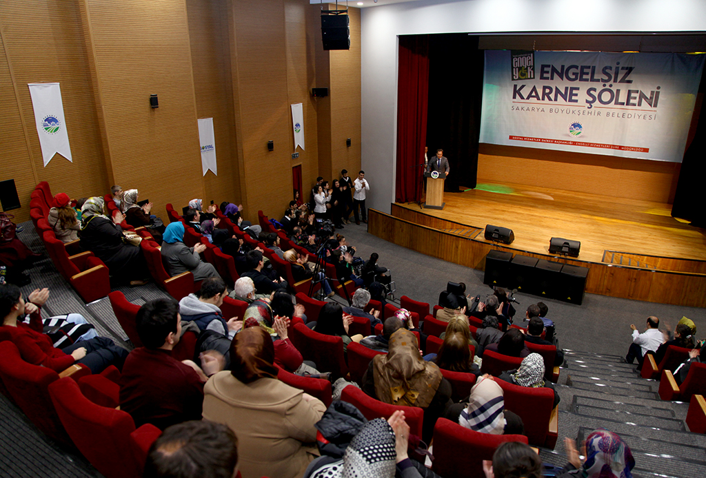 Kursiyerler Karne Heyecanı Yaşadı