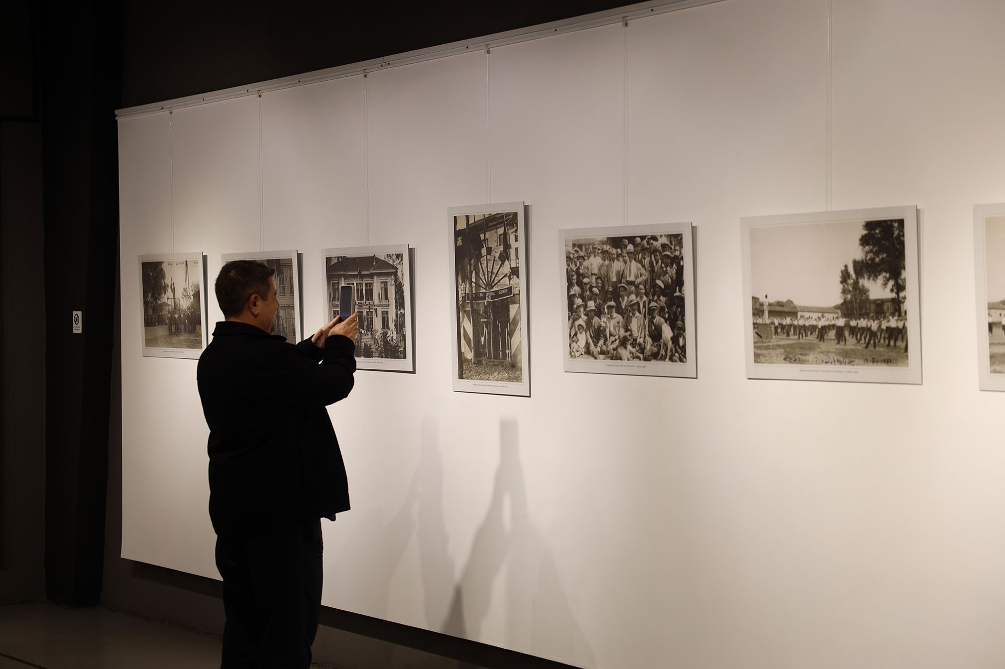 “Adapazarı’nda Bayramlar” sergisi geçmişin coşkusunu bugüne taşıyor