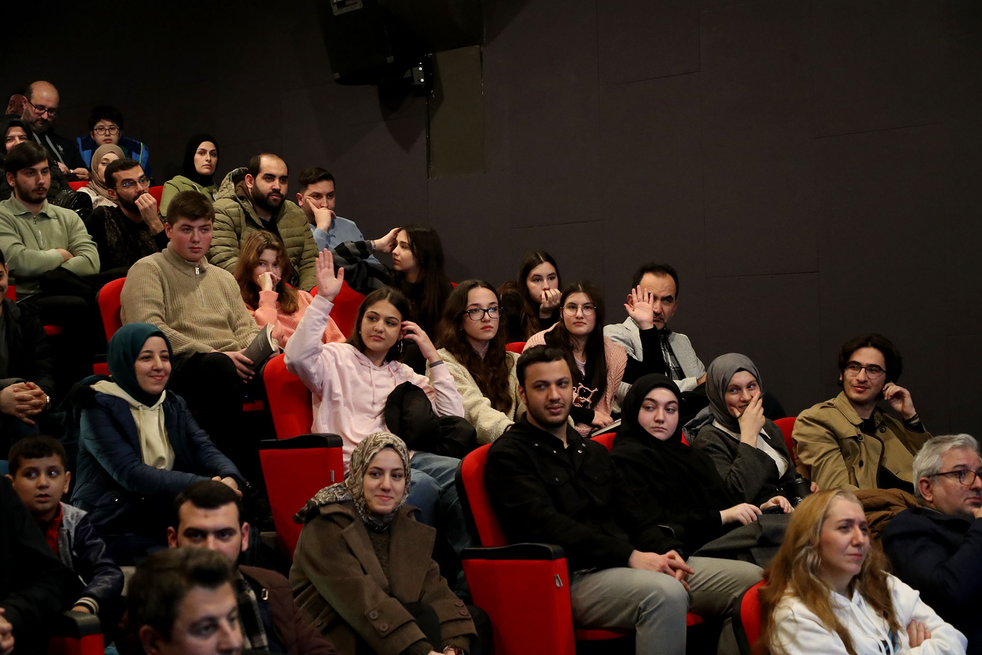 Enis Doko ‘Yapay Zekâ âşık olabilir mi?’ sorusuna OSM’de cevap verdi: “Âşık olamaz ama…”
