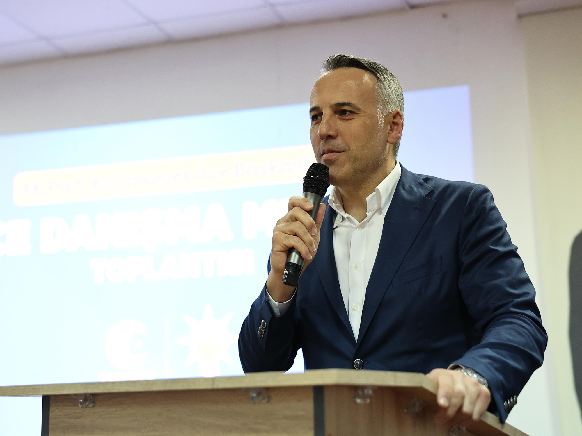 Karapürçek’te yatırım ve hizmet seferberliğimiz devam edecek: SGM, Millet Bahçesi, Futbol Sahası ve Ön Çökeltim Sistemi…