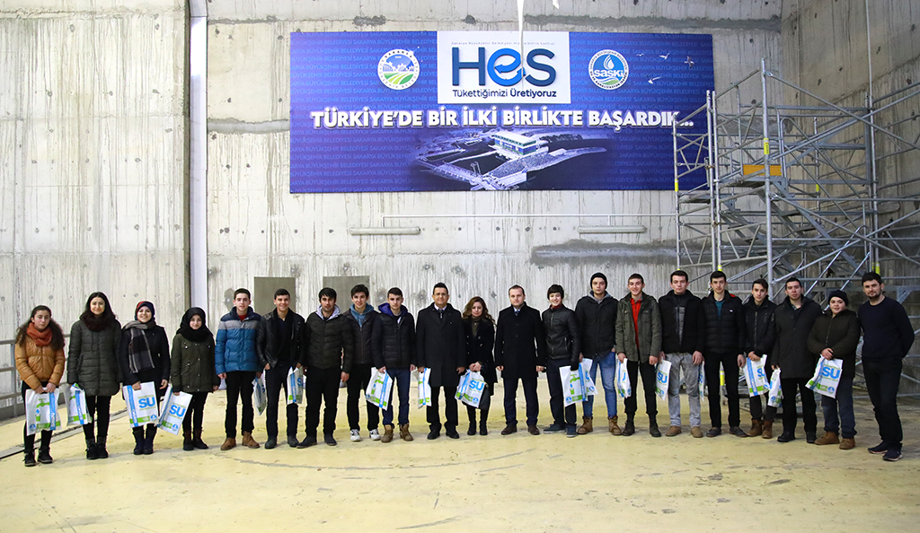 Öğrenciler ilklerin projesini gezdi