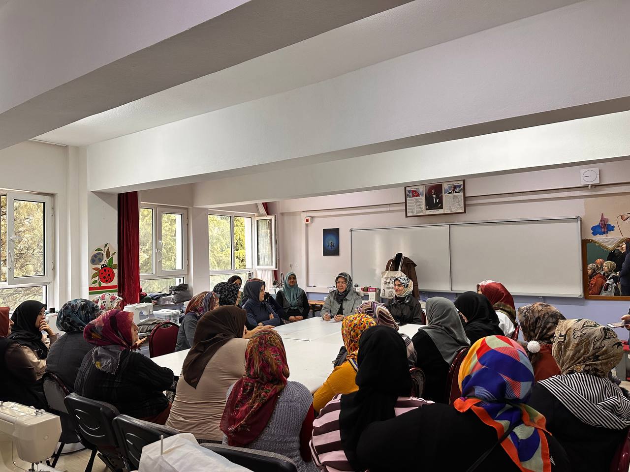 Büyükşehir’in uzmanları kırsalda “Kadın Kadına” projesi için sahaya indi