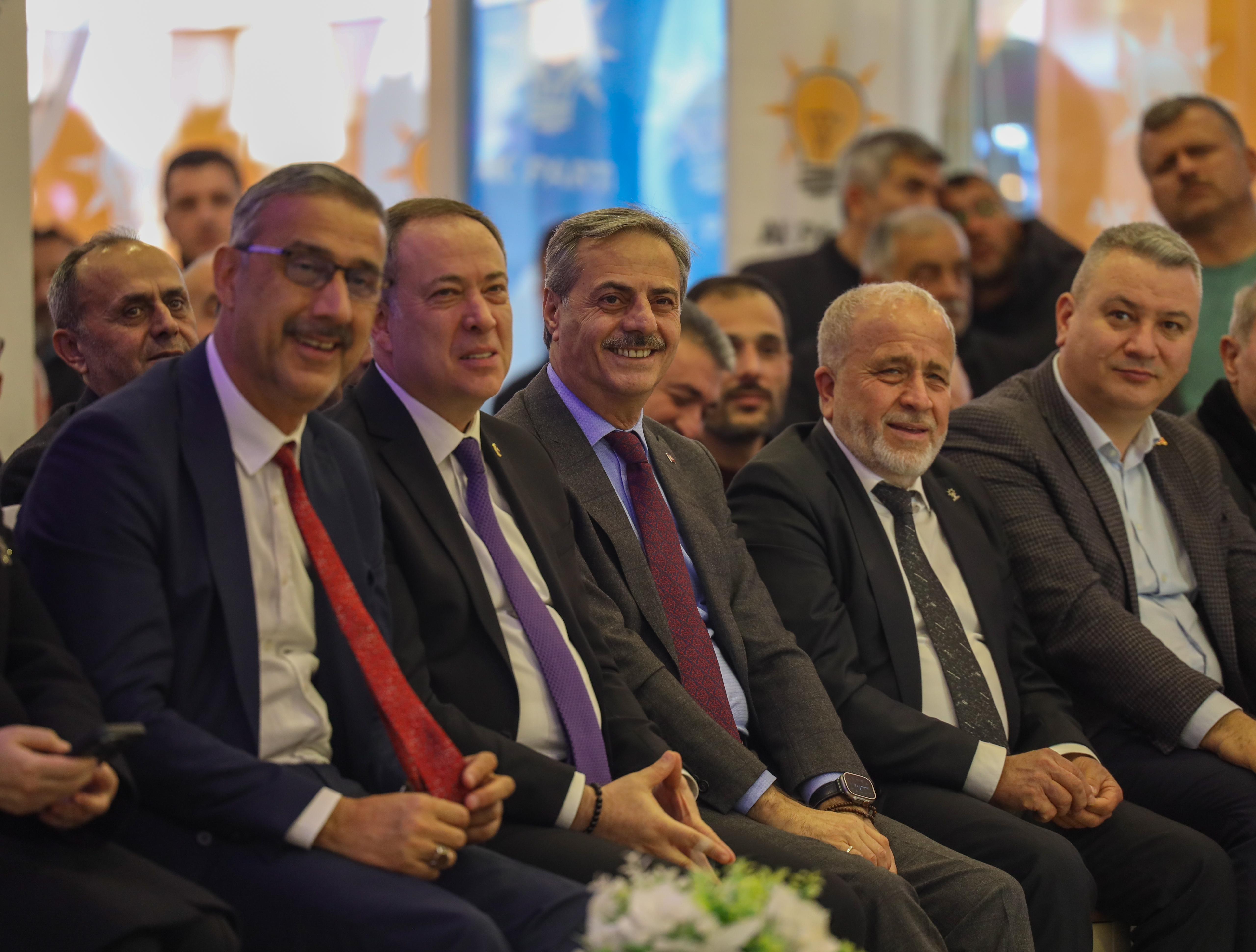 “Her alanda güçlü bir Sakarya için hızla çalışmalarımızı sürdürüyoruz”