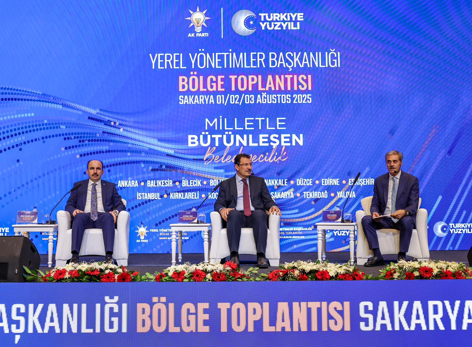 16 şehir, 111 belediye başkanıyla AK Parti’nin hizmet neferleri Sakarya’da