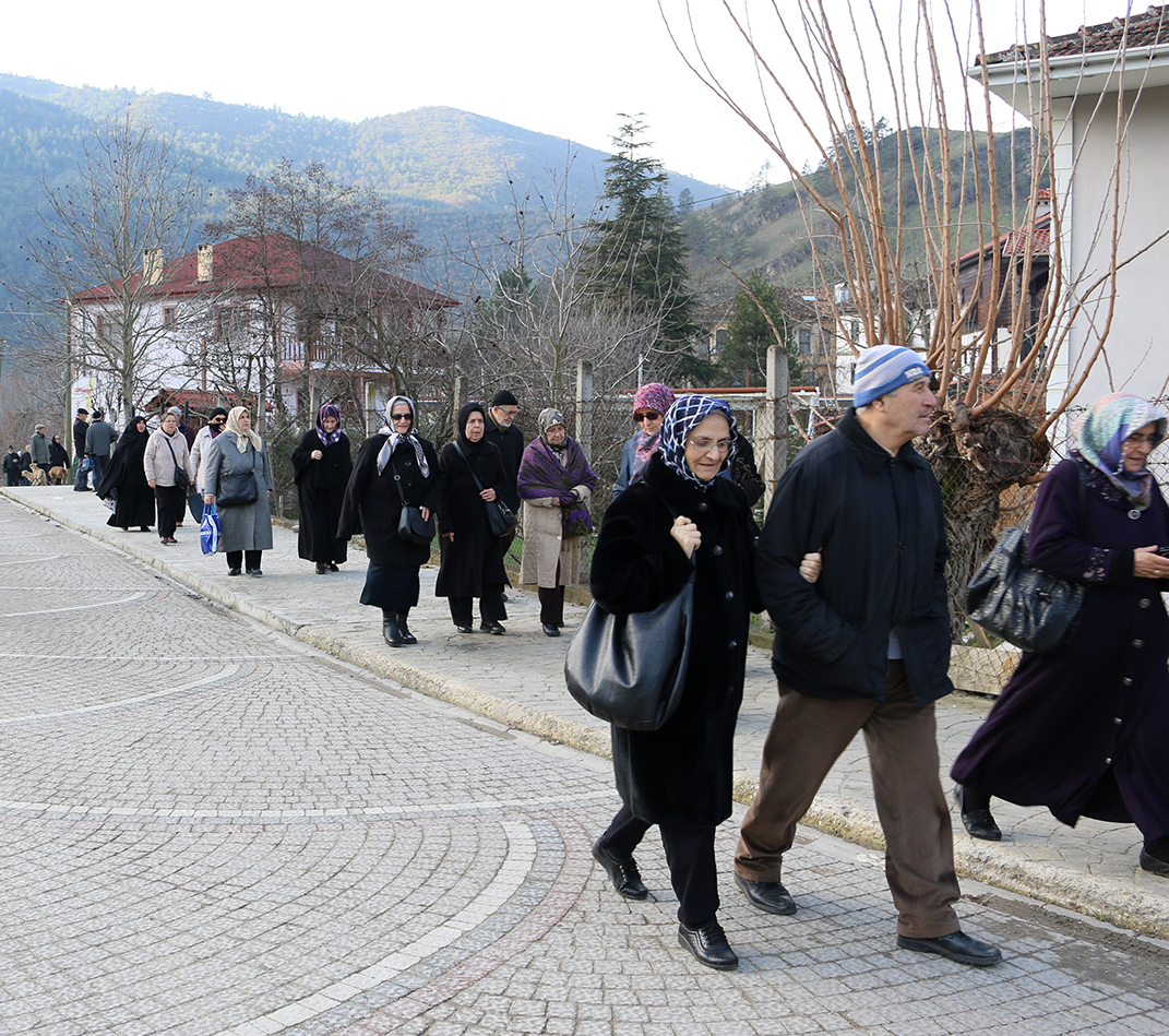 Yaşlılar Taraklı’da tarihi yolculuğa çıktı