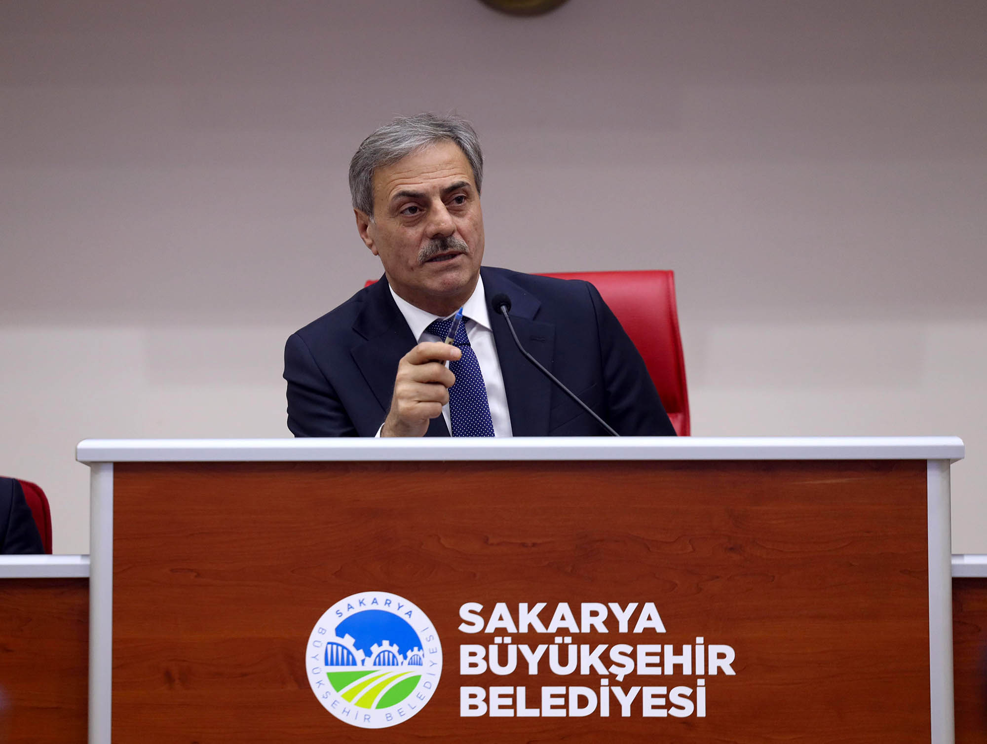 Yusuf Alemdar’dan mecliste dönüşümle ilgili net mesaj: “Kararlıyız bu yoldan dönmeyeceğiz”