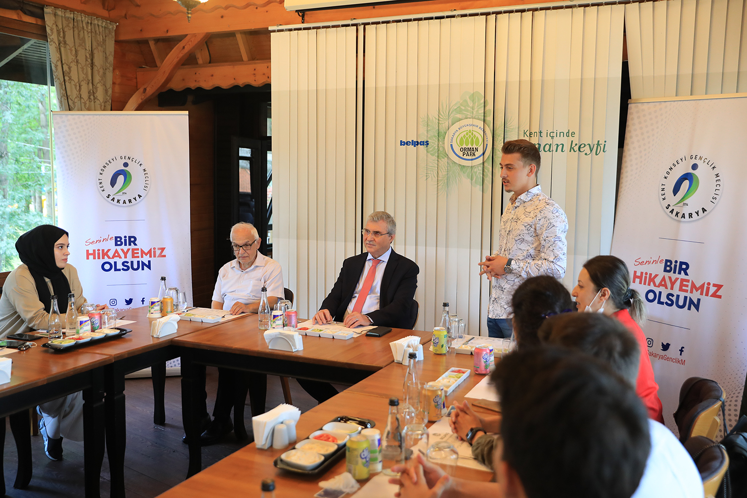 Başkan Yüce, Gençlik Meclisi öğrencileriyle bir araya geldi