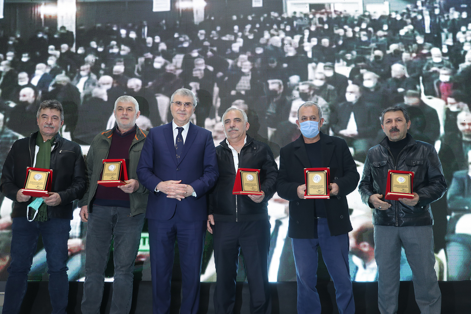 “Esnaflar bu ülkenin mayasıdır, mihenk taşlarıdır”