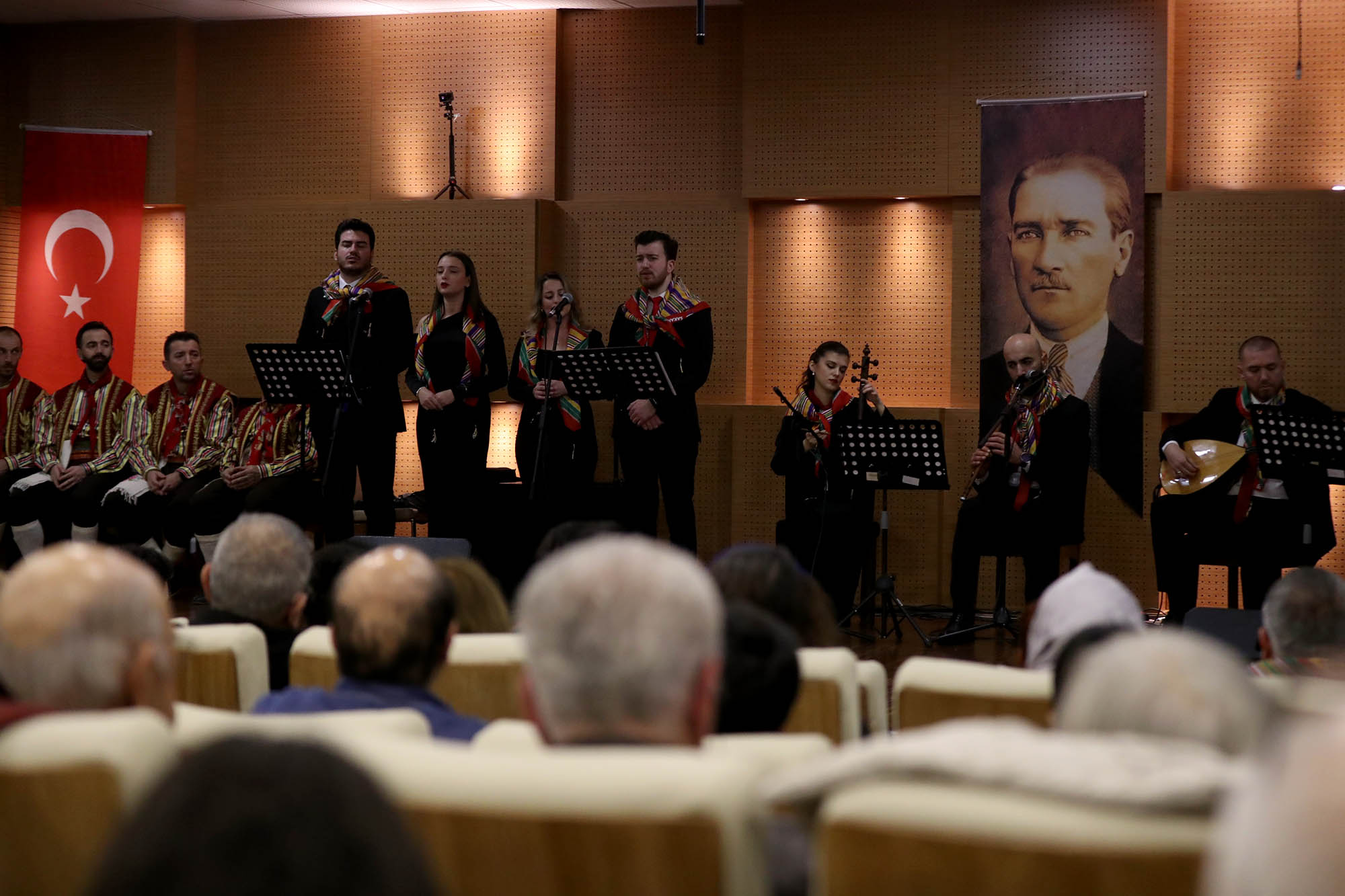 Müzikseverler Ziya Taşkent’te ‘türkülerle’ Sakarya’nın mazisine gitti