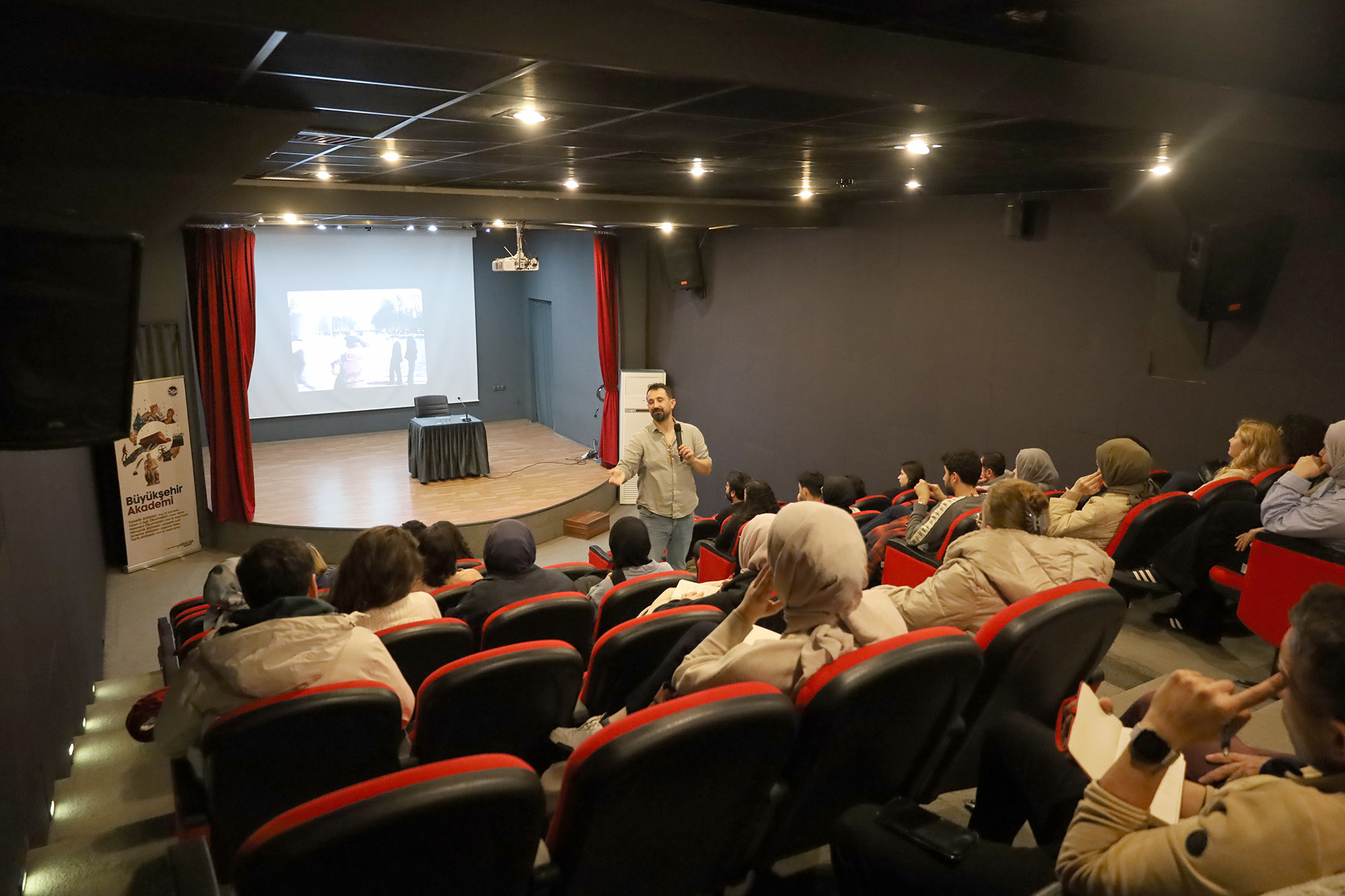 Sinema Atölyesi’nde ilk zil çaldı
