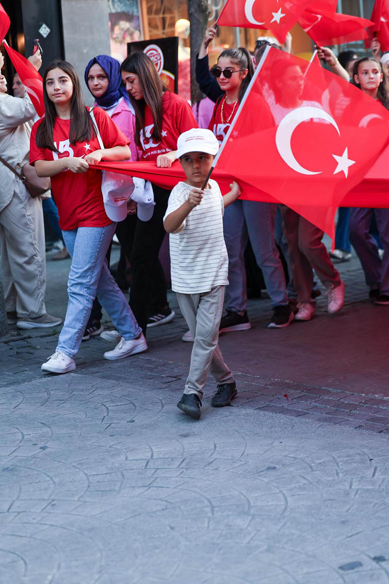 Yusuf Alemdar 15 Temmuz gecesini anlattı: “Hainlerin saçtığı karanlık Sakarya’nın destanıyla aydınlandı”