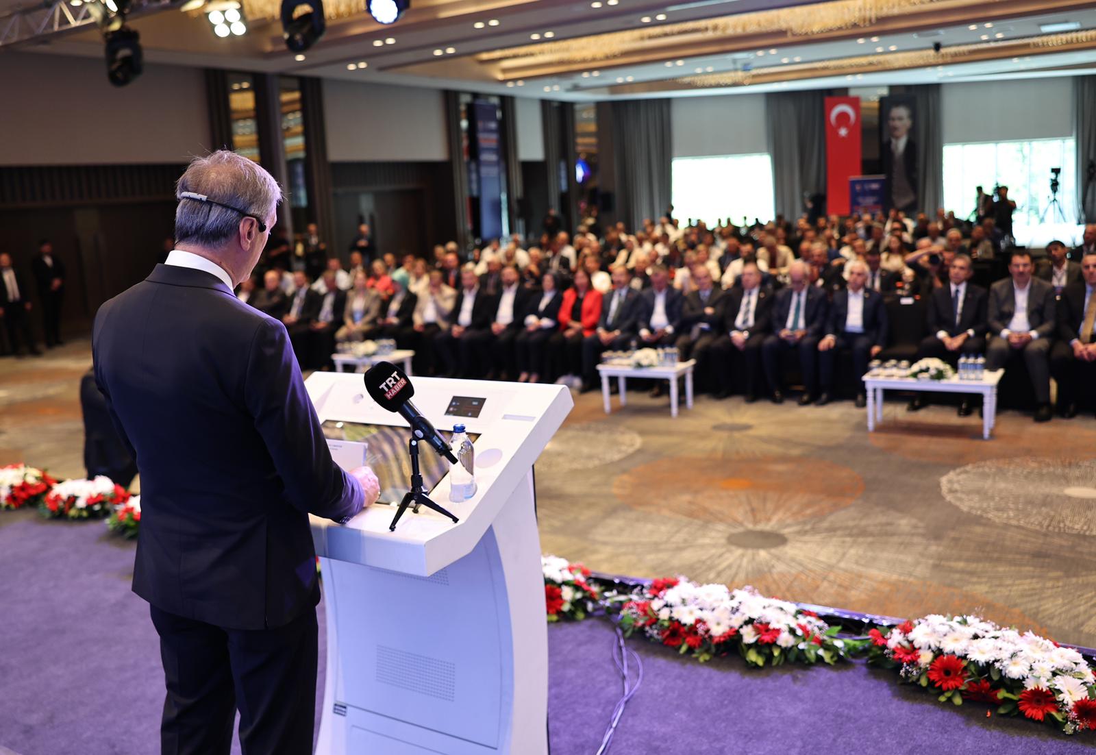 16 şehir, 111 belediye başkanıyla AK Parti’nin hizmet neferleri Sakarya’da