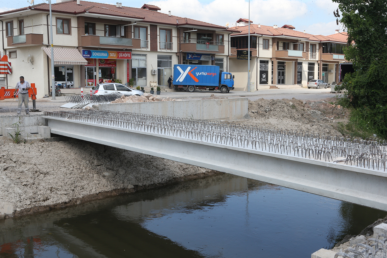Alternatif yol projesinde köprü tamamlanıyor