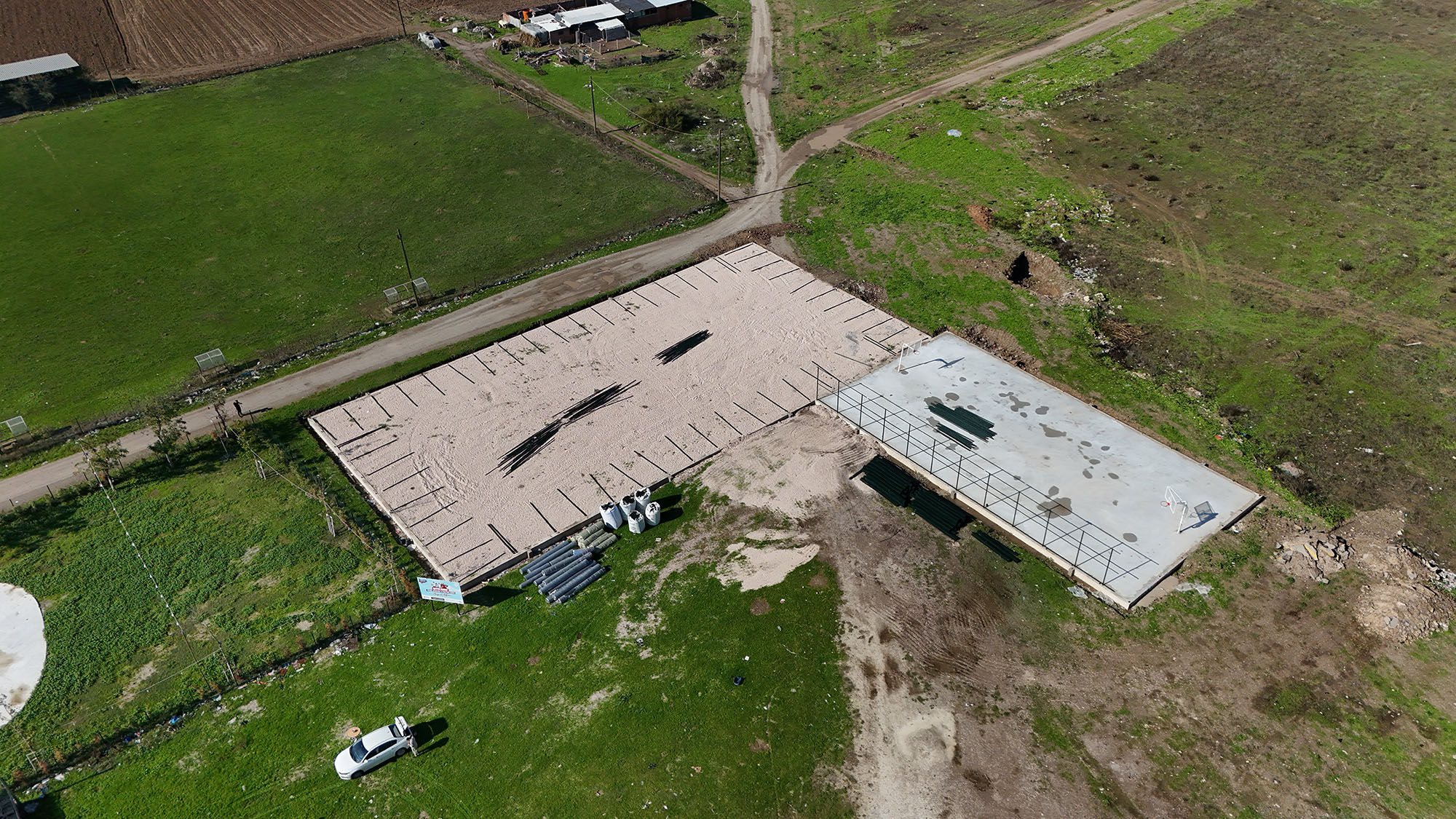 Büyükşehir’den Geyve’de Eşme ve Bayat’a spor kompleksi