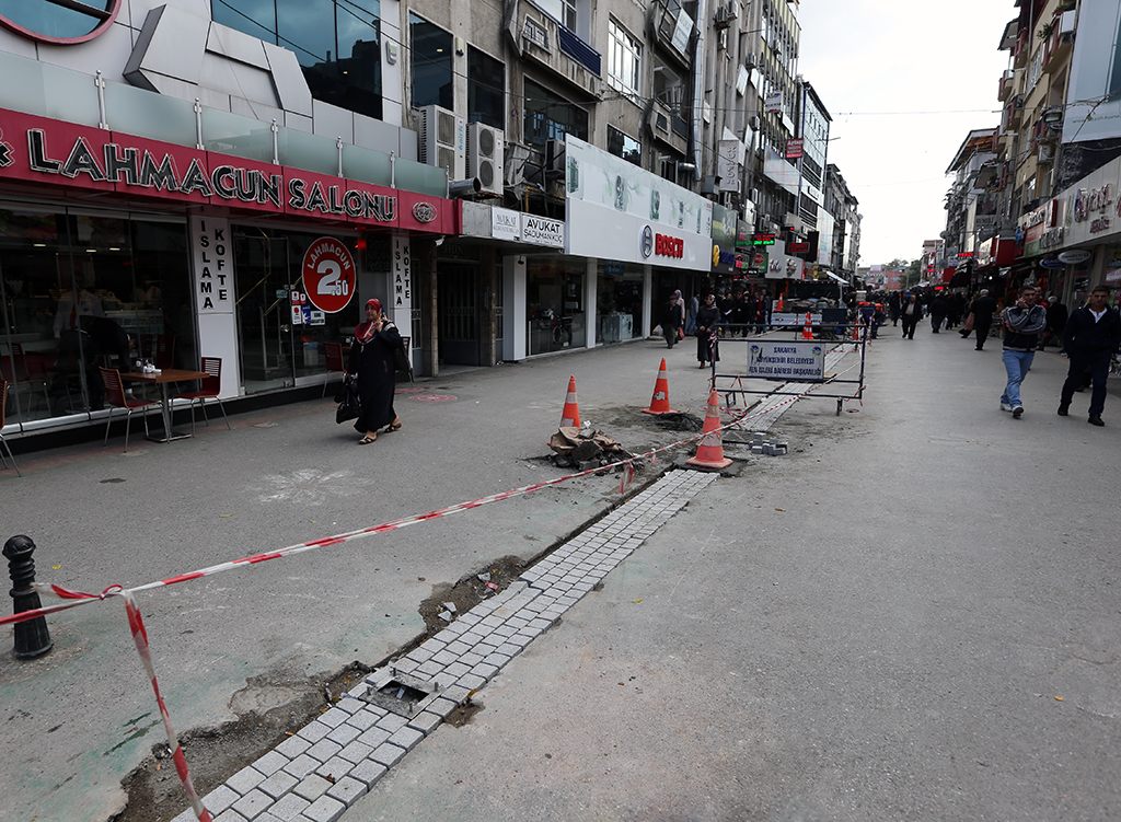 Dar Sokak Yenileniyor