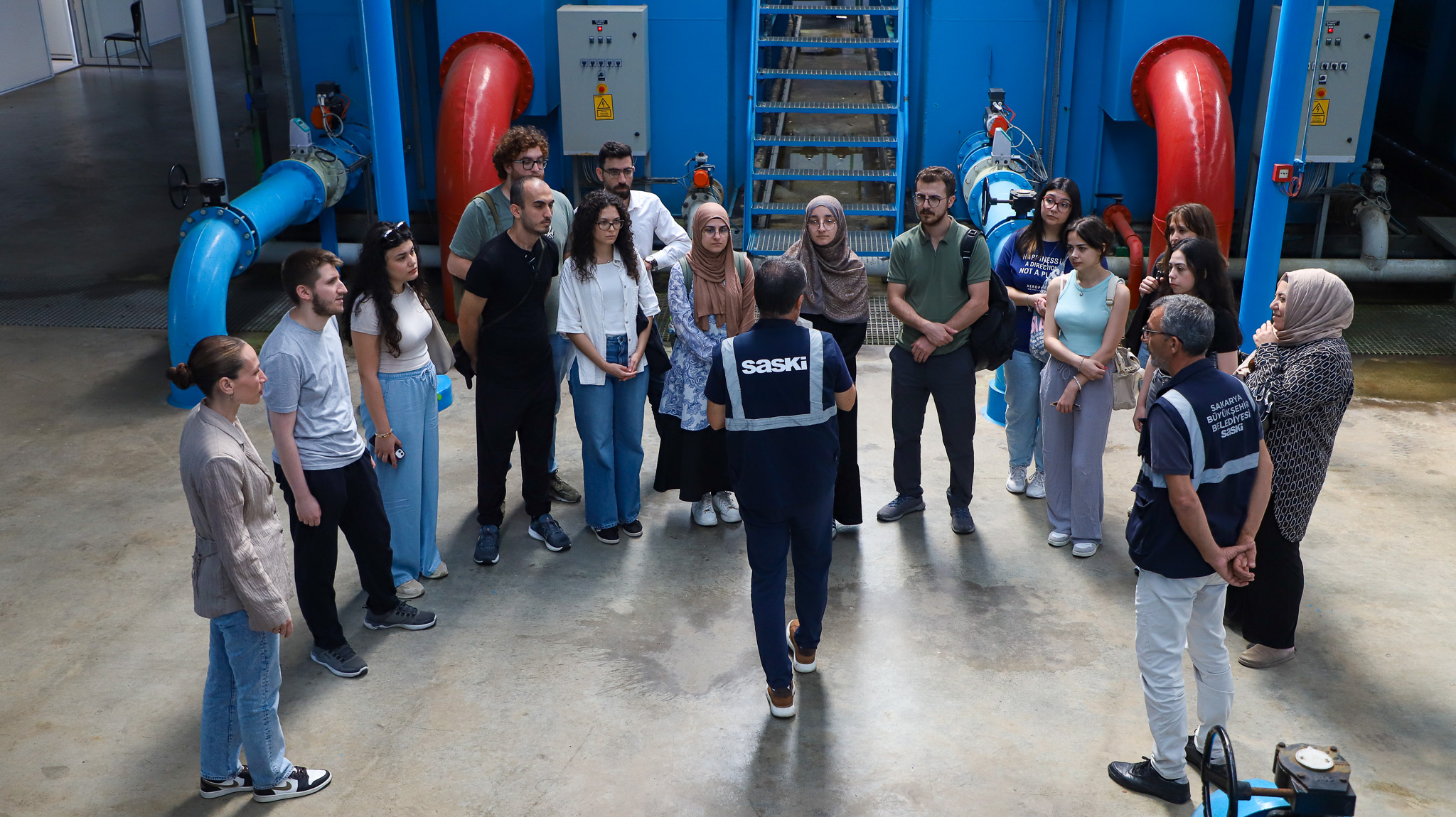 Geleceğin hekimleri SASKİ tesislerinde su ve atık su süreçlerini gözlemledi