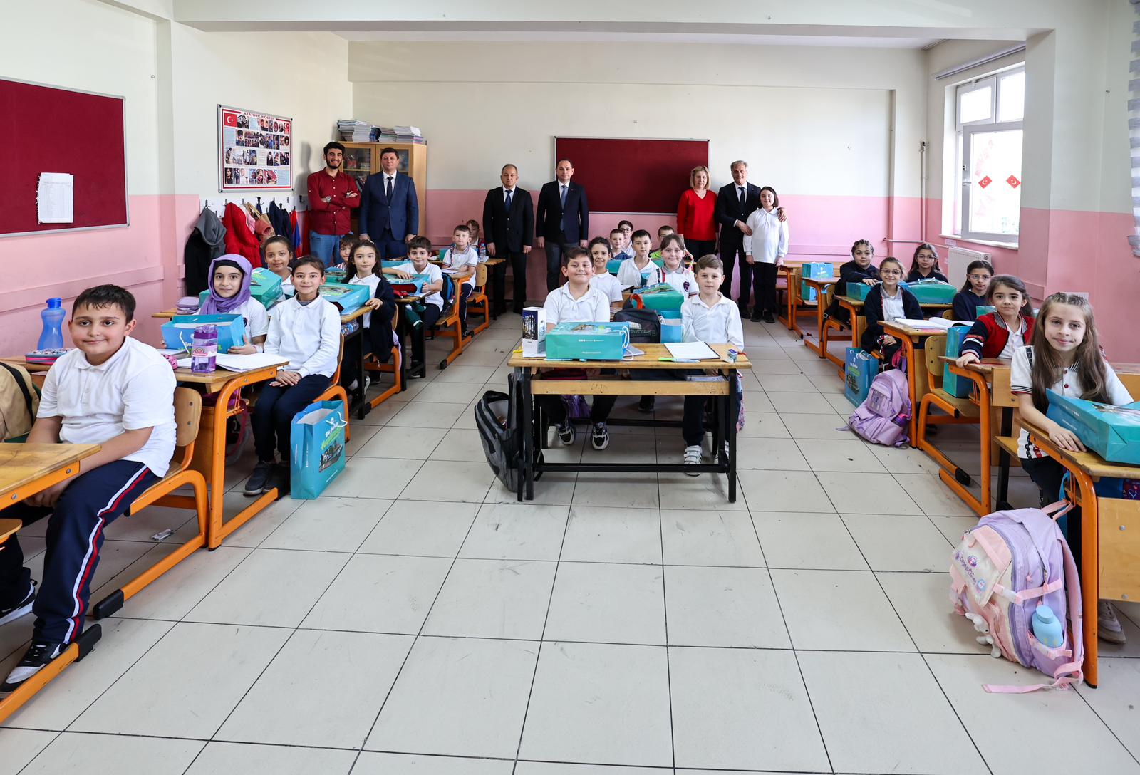 Minik Ravza arkadaşlarına verdiği ‘Yusuf Alemdar’ı getireceğim’ sözünü tuttu