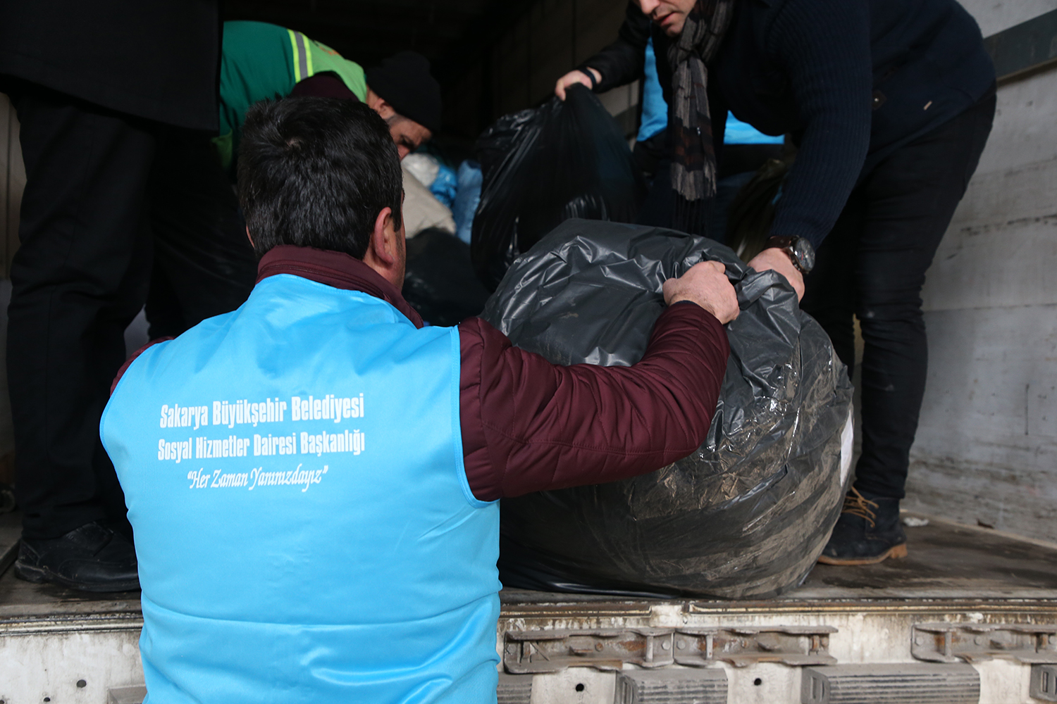 Sakaryalıların destekleri bölgeye ulaştı