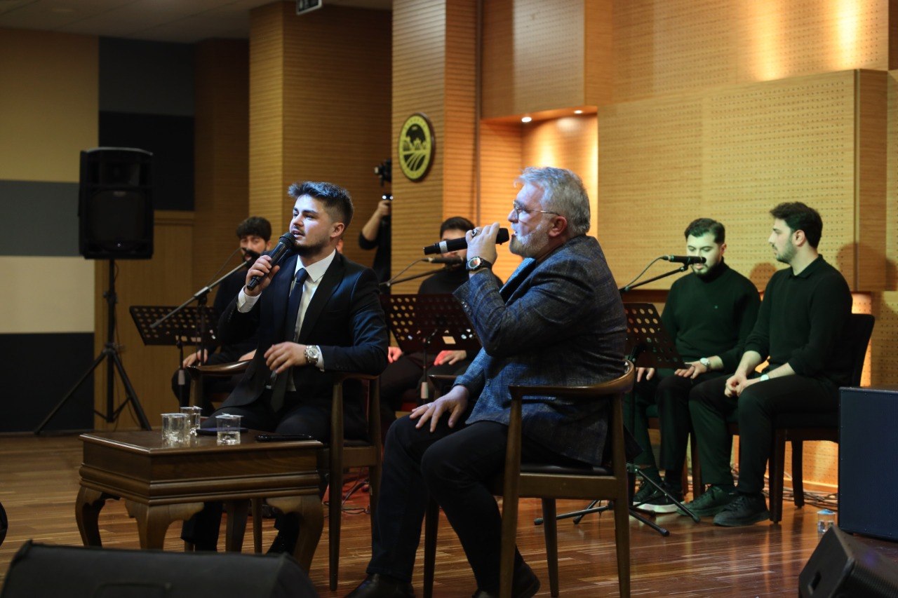 Tasavvuf musikisiyle Ramazan huzuru: ‘Sufi Nağmeler’ Sakaryalılarla buluştu