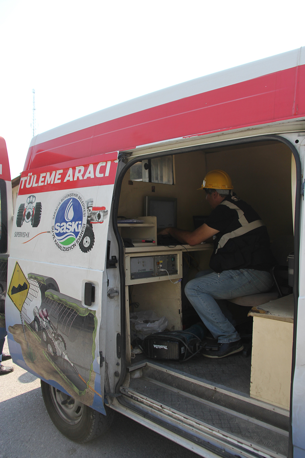 Hendek’te Hatlar Temizleniyor