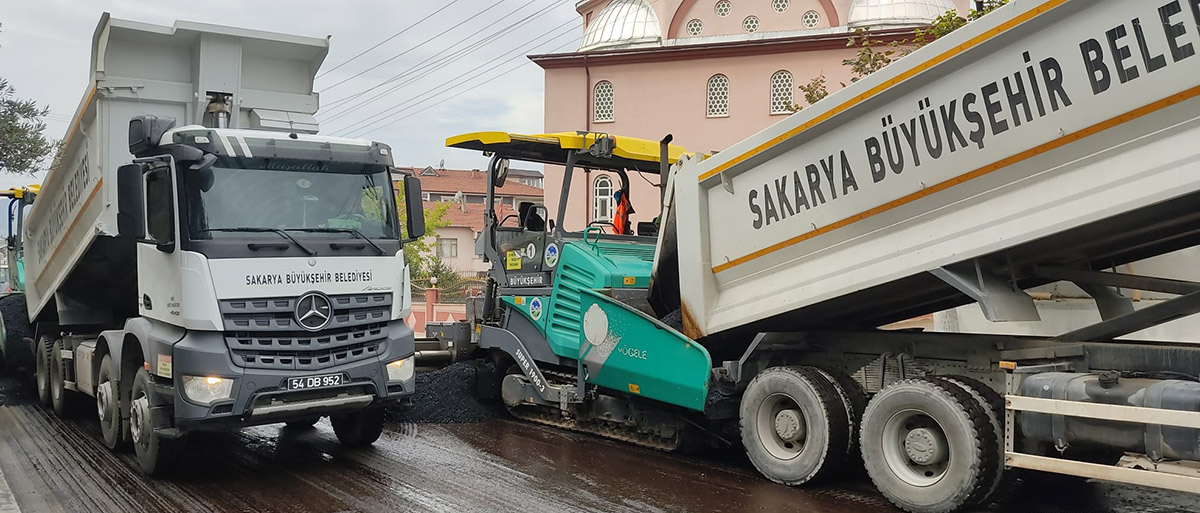 Konyalı Ali Bey Caddesi’nde asfalt çalışmaları tamamlanıyor